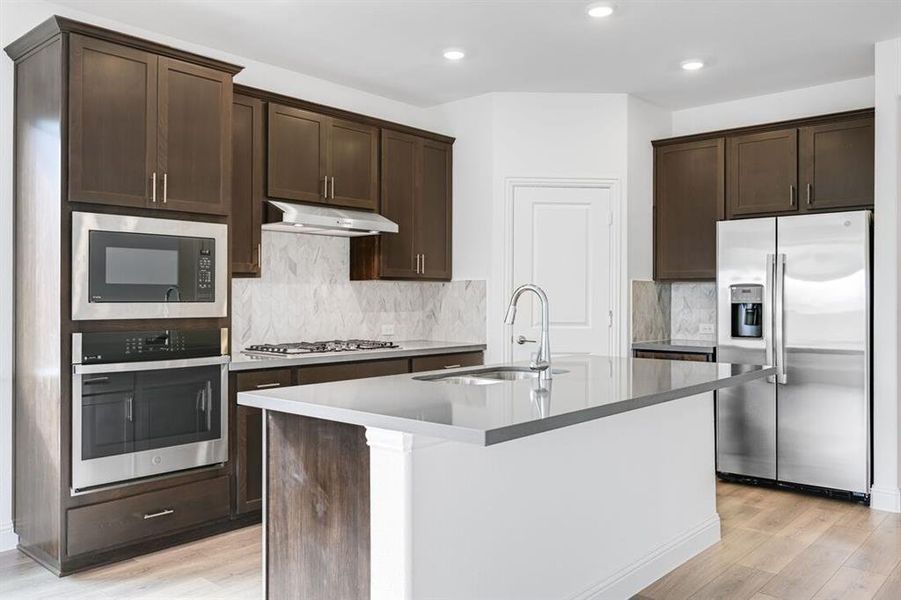 14908 Hierba Mora ~ Ready Now