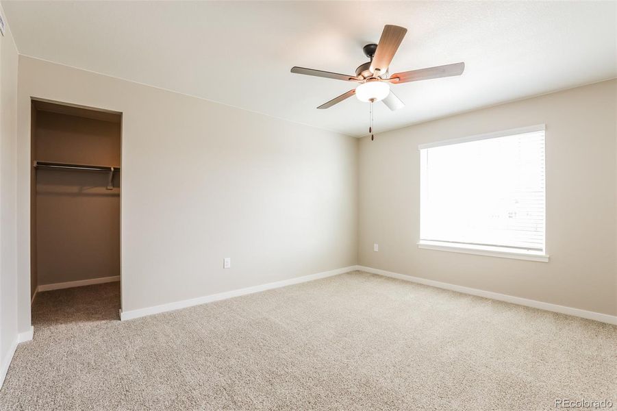 Spacious, unfurnished interior of a new home in Second Creek Farm, Commerce City (Image 11).