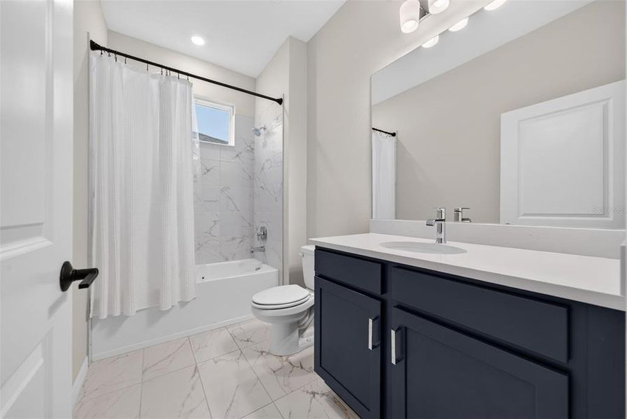 Furnished interior view inside a new home in , Bradenton (Image 13).