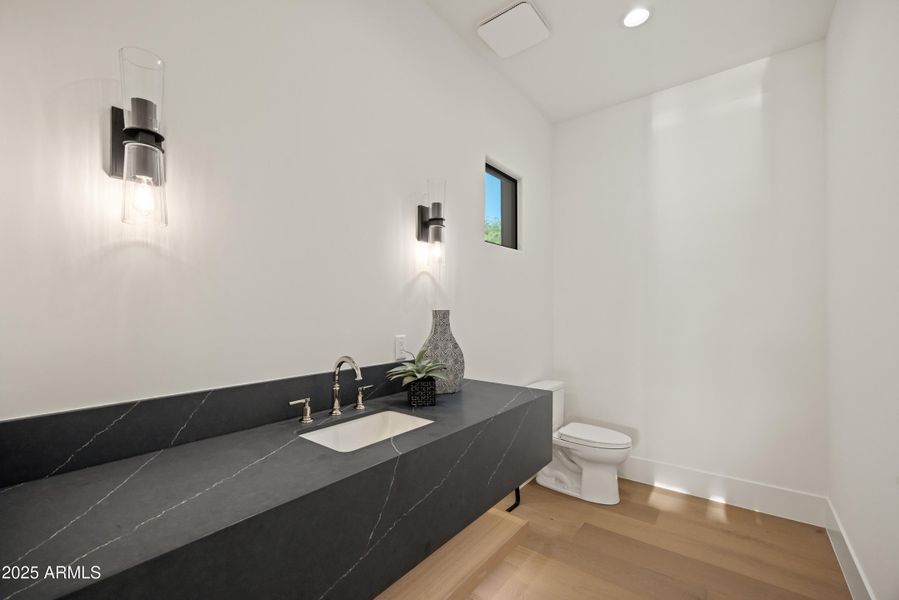 23002 N. Country Club Trail-19