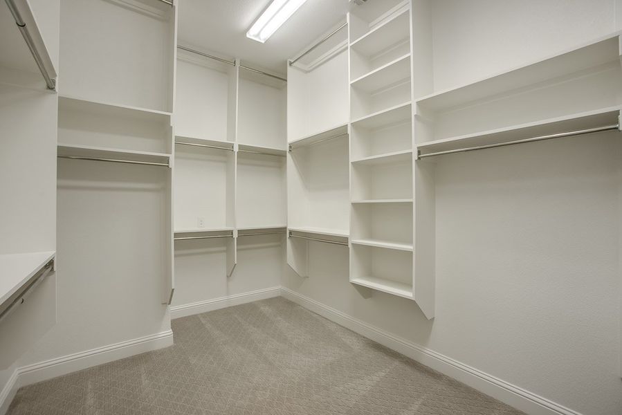 Plan 1634 Primary Closet Representative Image