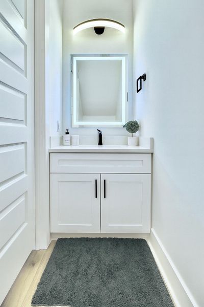 Image 38 of a home in .