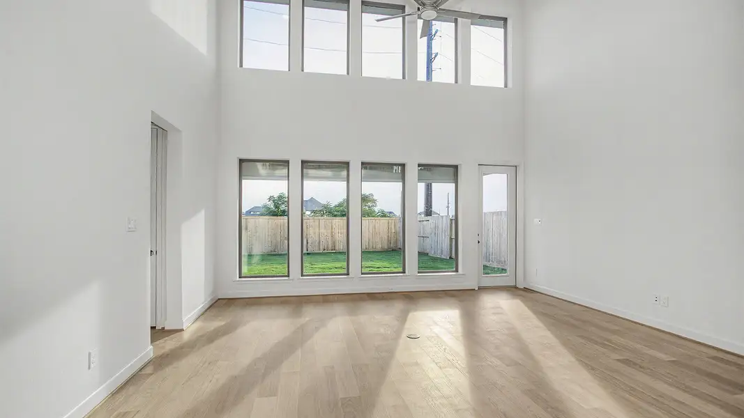 Spacious, unfurnished interior of a new home in Candela, Richmond (Image 8). Spacious, unfurnished interior of a new home in Candela, Richmond (Image 8).