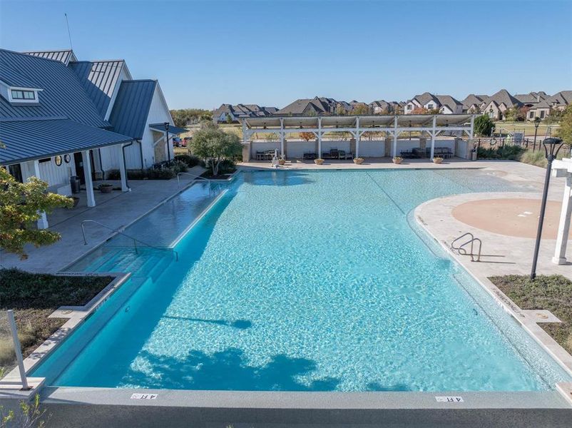Community amenities in Sandbrock Ranch, Aubrey (Image 30).