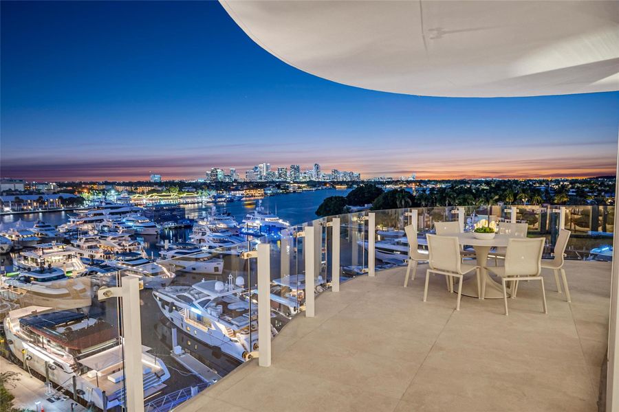 Exterior details and patio area of a home in , Fort Lauderdale (Image 41).
