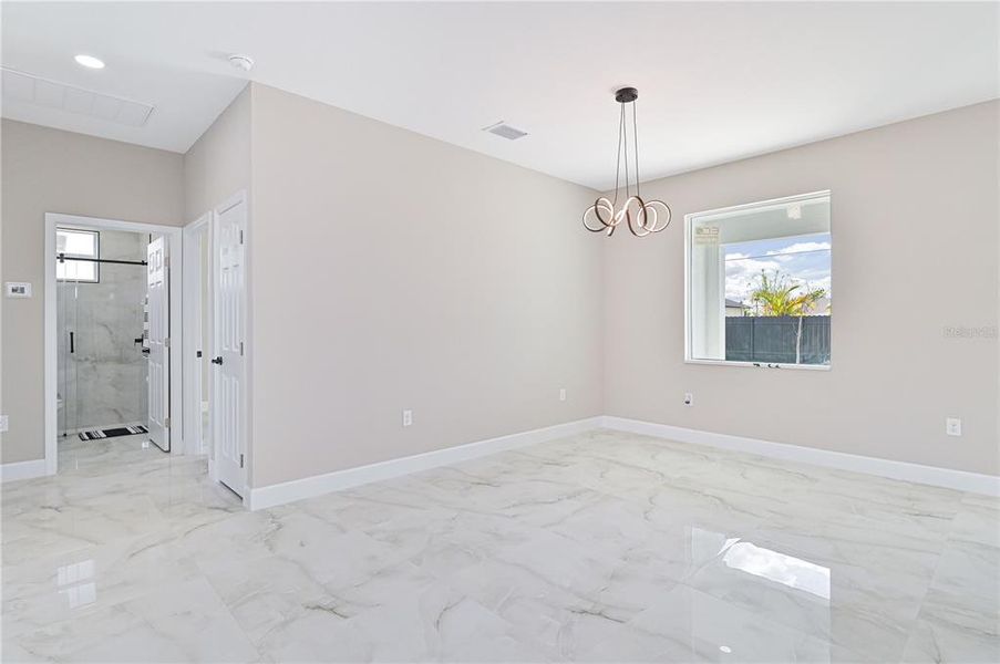 Spacious, unfurnished interior of a new home in , Cape Coral (Image 22).