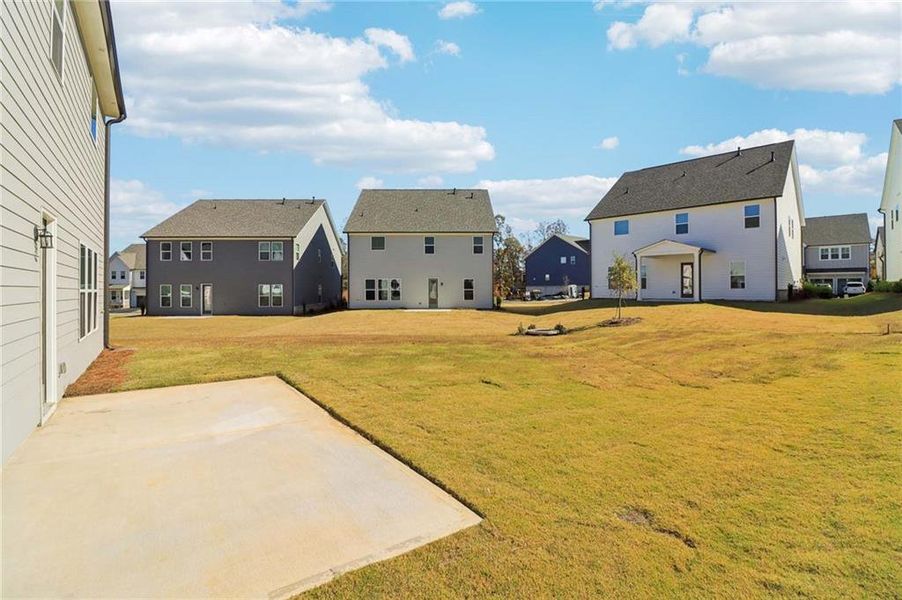 Exterior details and patio area of a home in East Harbor II at Chestatee, Dawsonville (Image 4).
