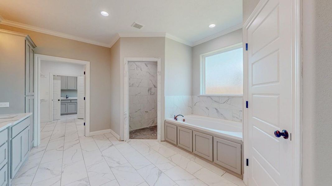 Furnished interior view inside a new home in , Beaumont (Image 15).