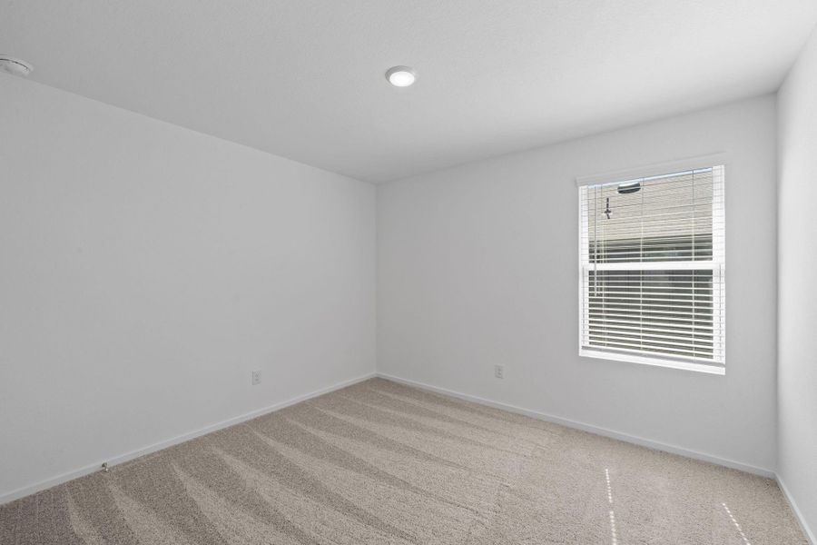 Spacious, unfurnished interior of a new home in Montgomery Bend, Montgomery (Image 8).