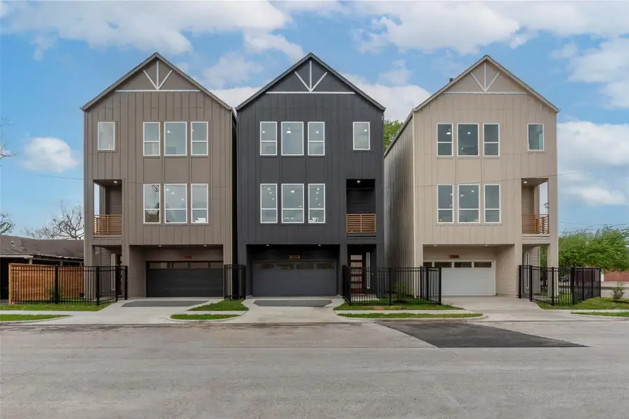 Welcome to Yano Estates! Welcome to Yano Estates!