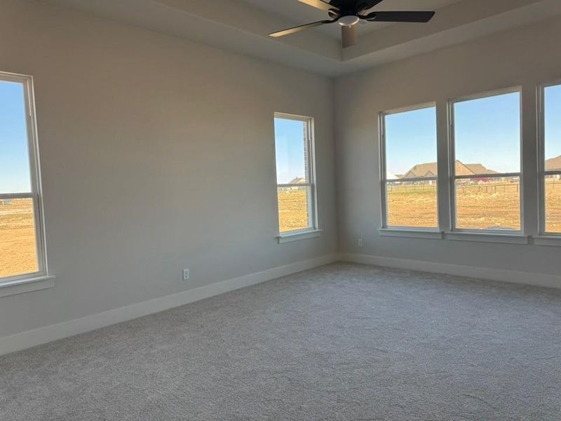 Spacious, unfurnished interior of a new home in Rocky Top, Krum (Image 12).