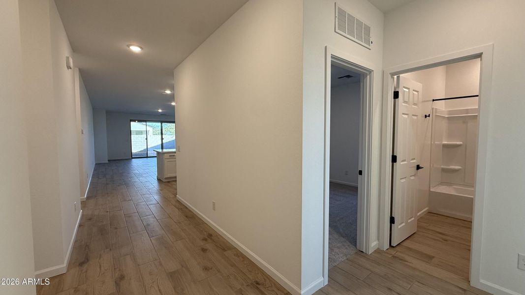 04 - Foyer 04 - Foyer