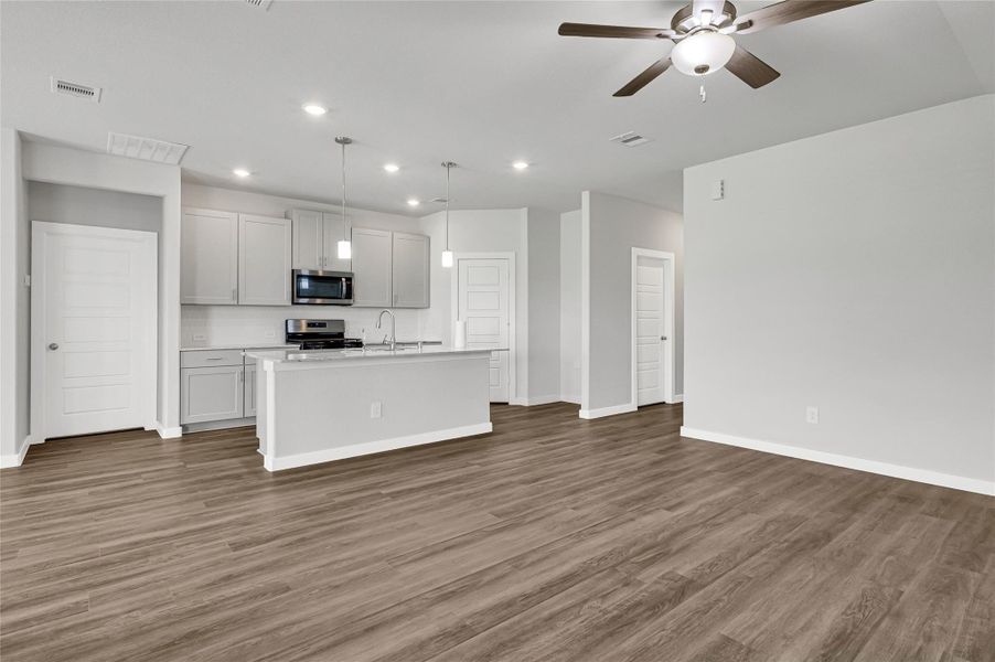 Spacious, unfurnished interior of a new home in Sundance Cove - Premier Series, Crosby (Image 15).