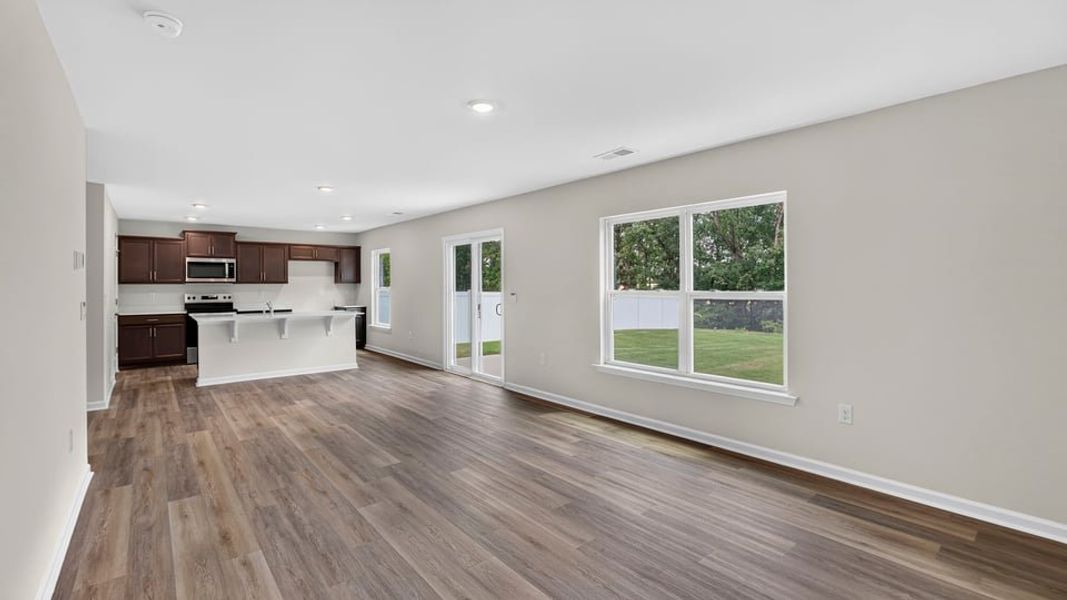 Spacious, unfurnished interior of a new home in Lakestone, Woodruff (Image 27). Spacious, unfurnished interior of a new home in Lakestone, Woodruff (Image 27).