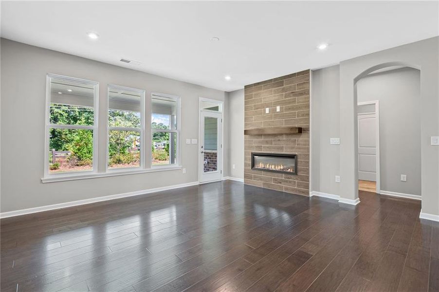 Image 41 of a home in Laurel Farms.