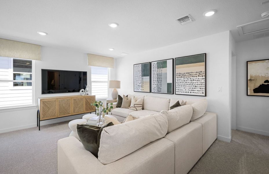 Representative furnished interior of a home built from the Fentress by Pulte Homes in Cameron Place, Austin (Image 63).