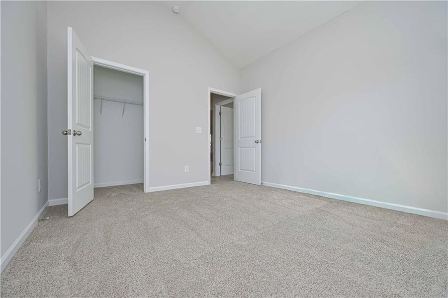 Spacious, unfurnished interior of a new home in , Villa Rica (Image 21).
