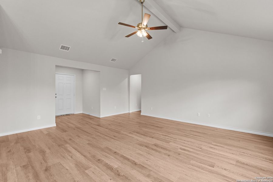 Spacious, unfurnished interior of a new home in , Pleasanton (Image 20). Spacious, unfurnished interior of a new home in , Pleasanton (Image 20).