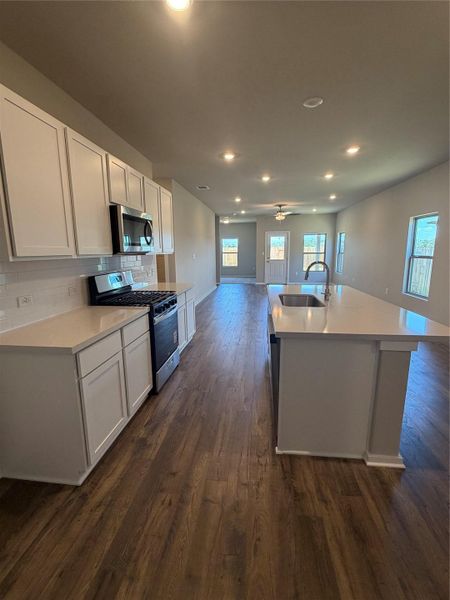 Light & Bright Open Concept Kitchen