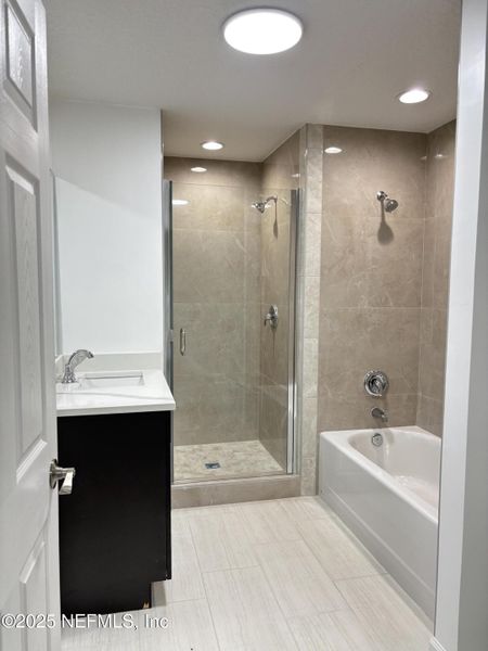 Furnished interior view inside a new home in , Jacksonville (Image 8).