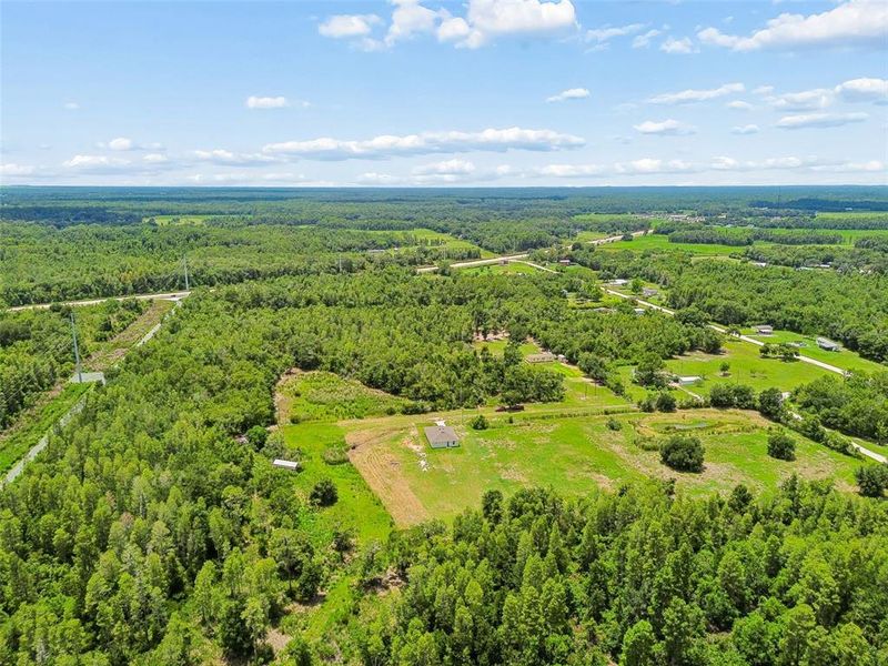 Natural landscape and outdoor views near  in Lakeland (Image 32).