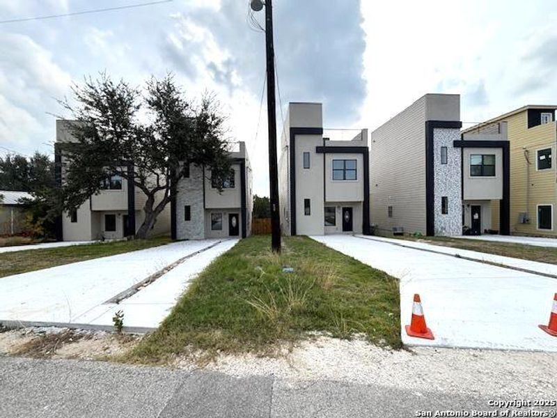 Image 29 of a home in . Image 29 of a home in .