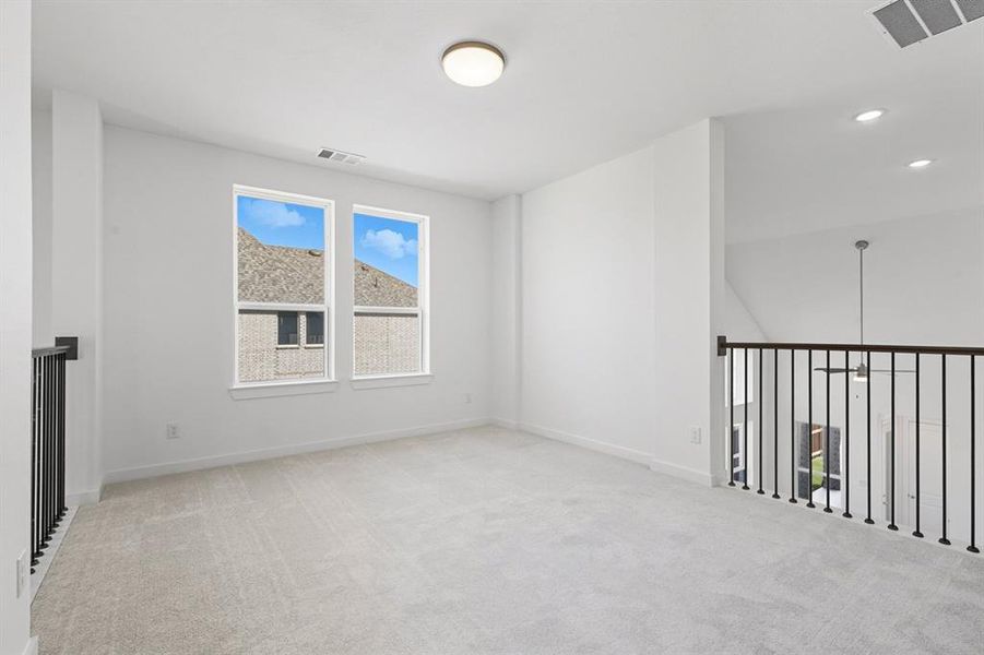 Spacious, unfurnished interior of a new home in Wellington: 40ft. lots, Haslet (Image 20).