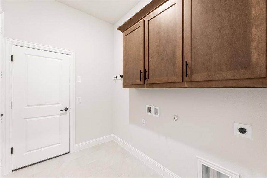 Spacious, unfurnished interior of a new home in Grace Park, Bedford (Image 29). Spacious, unfurnished interior of a new home in Grace Park, Bedford (Image 29).