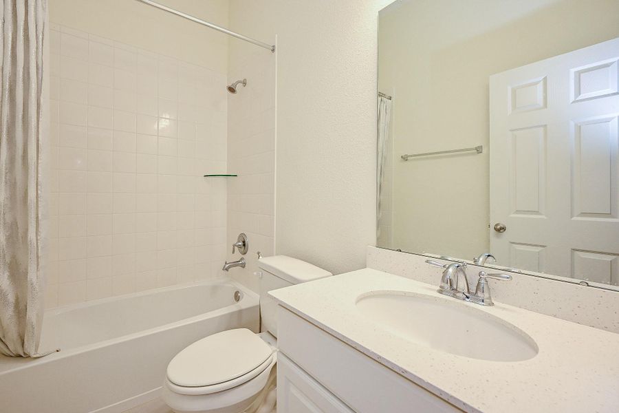 Furnished interior view inside a new home in StoneCreek Estates, Richmond (Image 35).