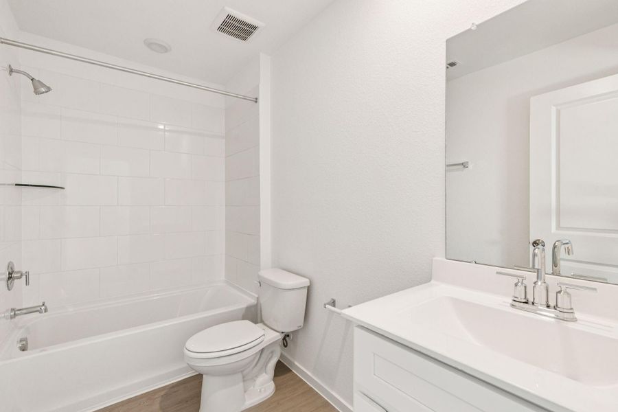 Furnished interior view inside a new home in Montgomery Bend, Montgomery (Image 8).