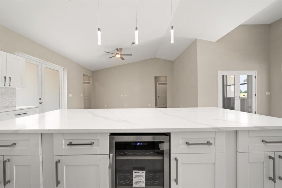 interior - kitchen 8