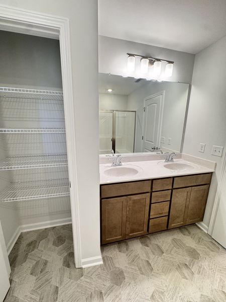 Furnished interior view inside a new home in Salem Landing, Rockvale (Image 6).