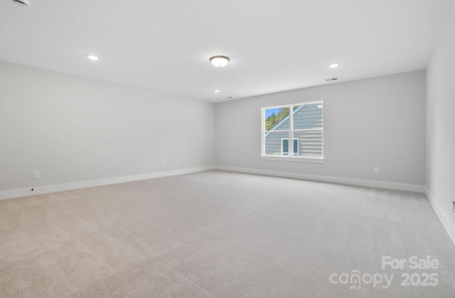 Image 45 of a home in Villas at Prestwick.