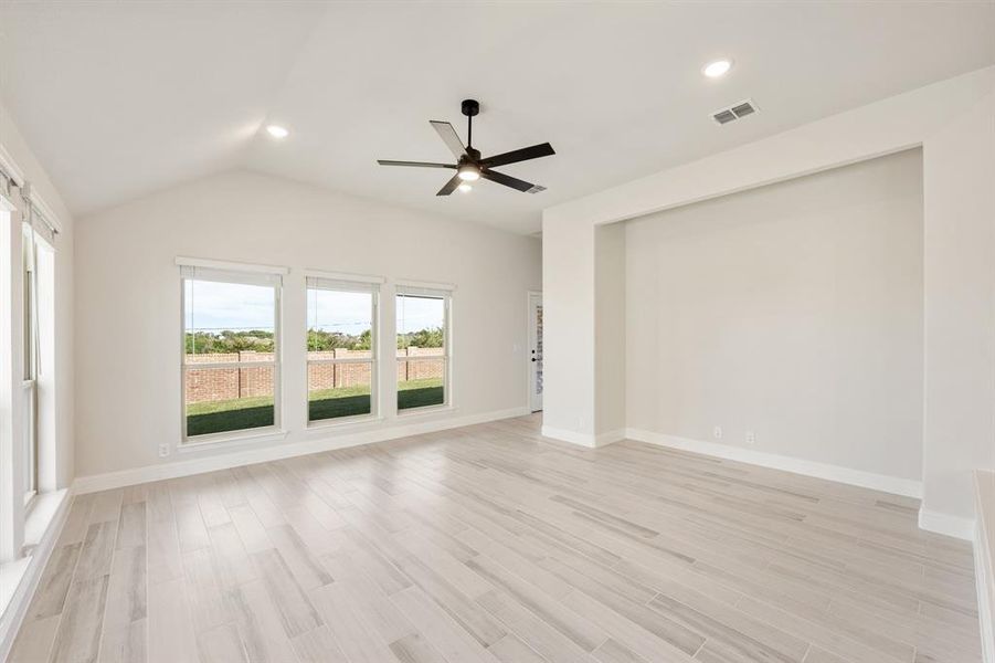 Spacious, unfurnished interior of a new home in Devonshire, Forney (Image 18).