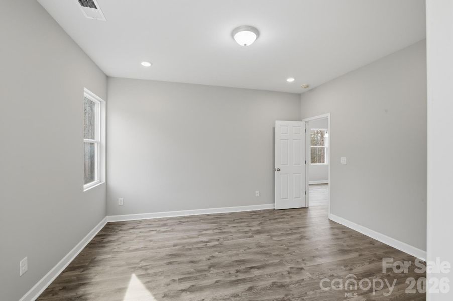 Spacious, unfurnished interior of a new home in , Statesville (Image 19).