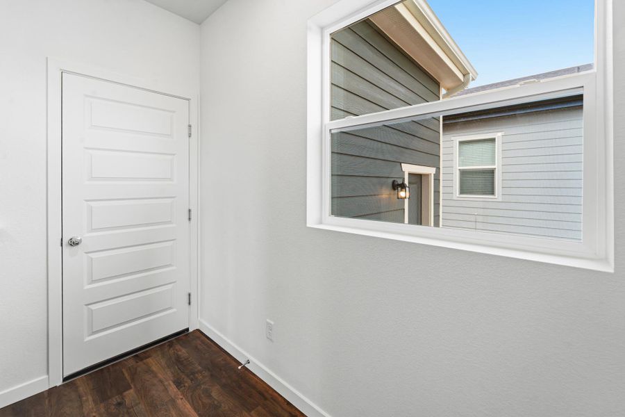 Image 45 of a home in Granary.
