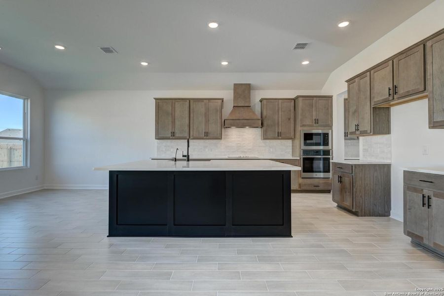 Furnished interior view inside a new home in The Heritage at Saddlebrook Ranch 70's, Schertz (Image 13). Furnished interior view inside a new home in The Heritage at Saddlebrook Ranch 70's, Schertz (Image 13).