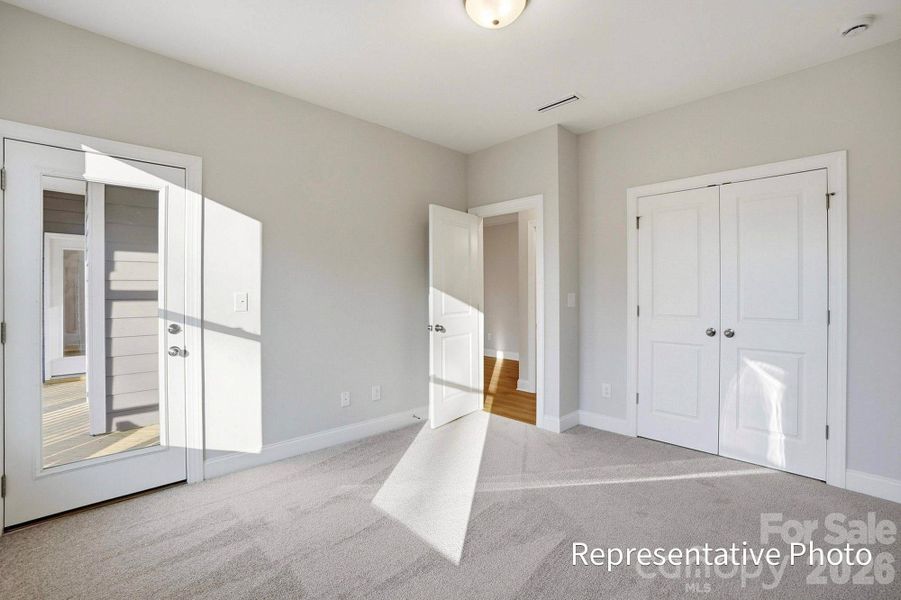 Spacious, unfurnished interior of a new home in Waterford Commons, Rock Hill (Image 12).