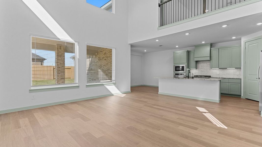 Spacious, unfurnished interior of a new home in Westland Ranch 50' Homesites, League City (Image 11).