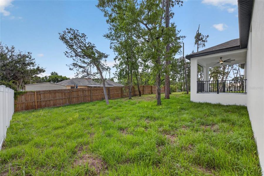 Exterior details and patio area of a home in , Spring Hill (Image 36).