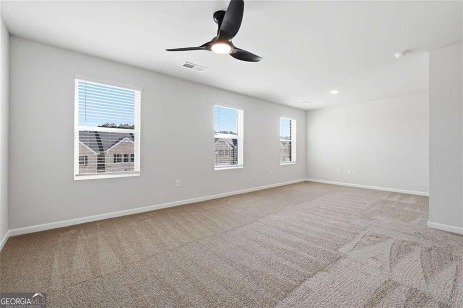 Spacious, unfurnished interior of a new home in Parkway James, Snellville (Image 17). Spacious, unfurnished interior of a new home in Parkway James, Snellville (Image 17).