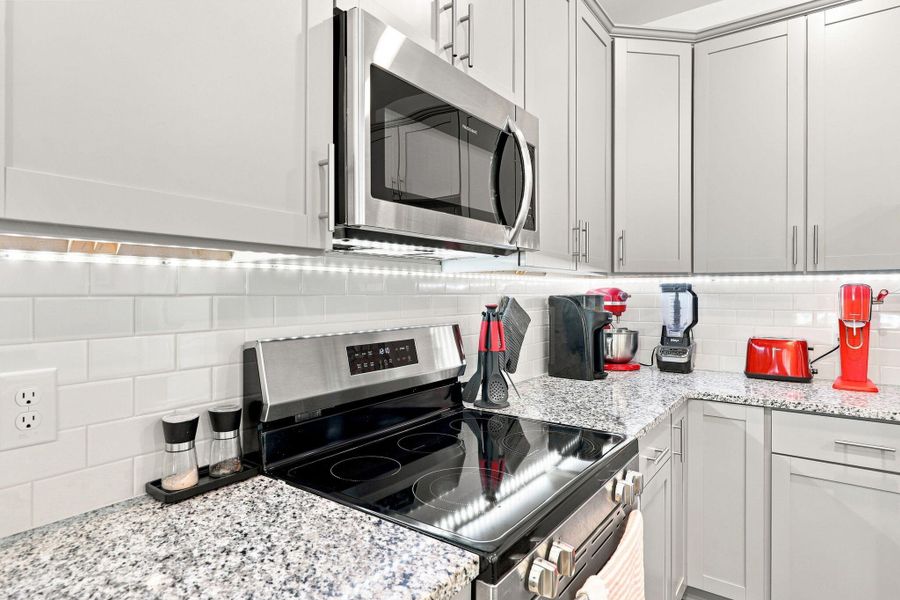 Furnished interior view inside a new home in , Wando (Image 12).
