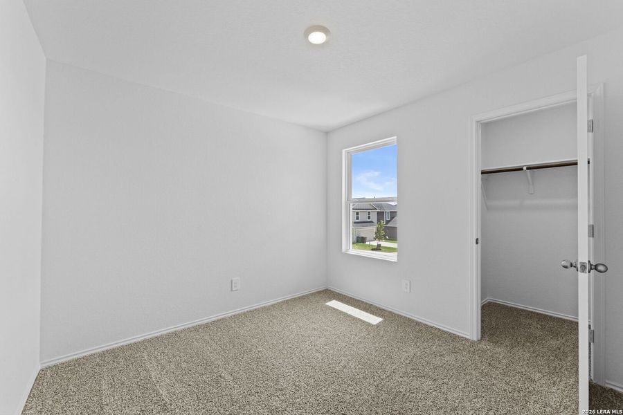 Spacious, unfurnished interior of a new home in Blue Ridge Ranch, San Antonio (Image 28). Spacious, unfurnished interior of a new home in Blue Ridge Ranch, San Antonio (Image 28).
