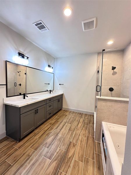 Furnished interior view inside a new home in , Houston (Image 6). Furnished interior view inside a new home in , Houston (Image 6).