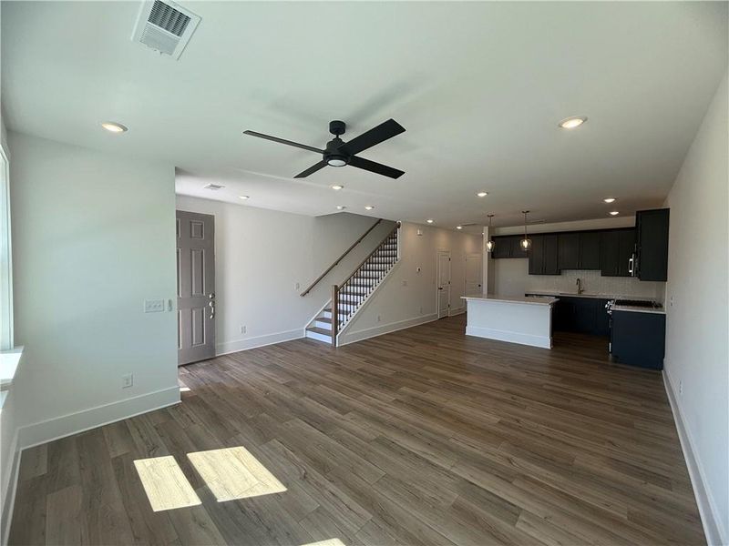 Spacious, unfurnished interior of a new home in Park Vue, Atlanta (Image 37). Spacious, unfurnished interior of a new home in Park Vue, Atlanta (Image 37).