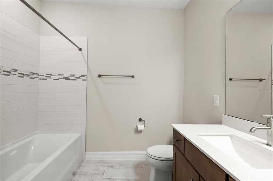Furnished interior view inside a new home in , Mount Dora (Image 20).