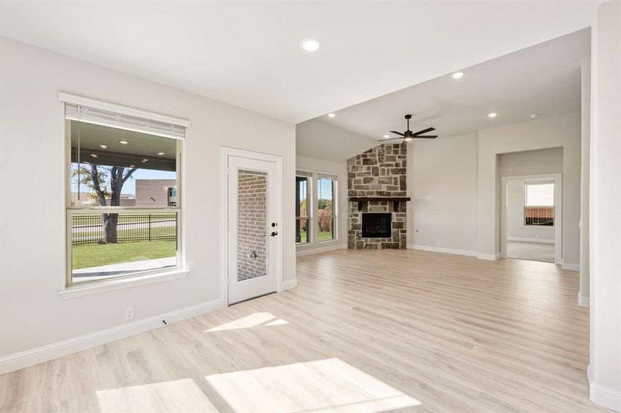 Spacious, unfurnished interior of a new home in Ridge Ranch Classic 60, Mesquite (Image 22).