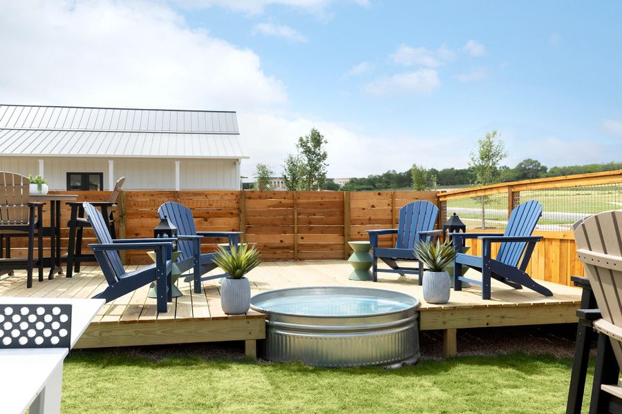 Exterior details and patio area of a home in , Kyle (Image 3).