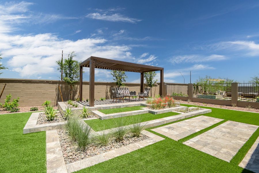 Community amenities in Palo Verde at North Creek, Queen Creek (Image 19).