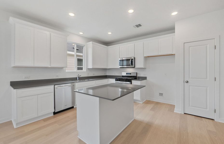 Furnished interior view inside a new home in Alto, San Marcos (Image 5). Furnished interior view inside a new home in Alto, San Marcos (Image 5).